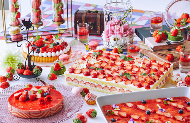 はいからスイーツブッフェ「いちごとあんこ」