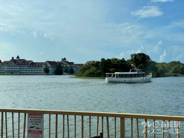 ディズニー・ポリネシアン・ビレッジ・リゾートとマジック・キングダムを結ぶフェリーボート