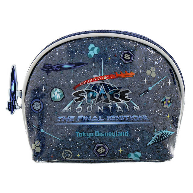 ポーチ 2,900円｜スペシャルイベント「セレブレーティング・スペース・マウンテン：ザ・ファイナルイグニッション！」｜販売店舗：東京ディズニーランド「プラネットM」