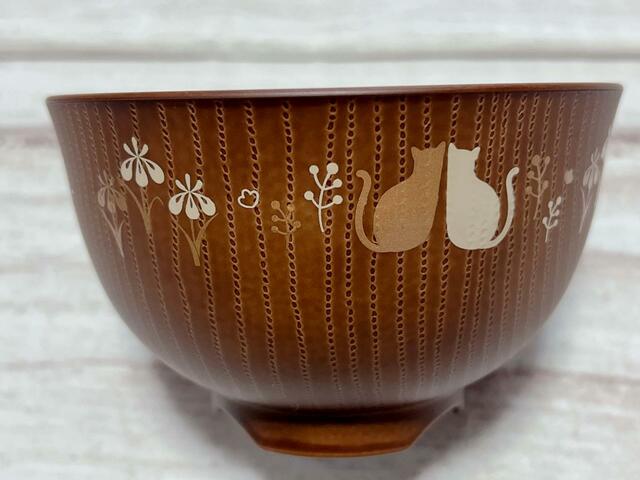 和テイストの猫のシルエット模様