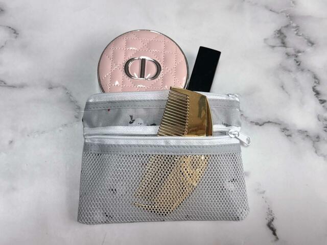 クッションファンデと口紅、コームが収納できました