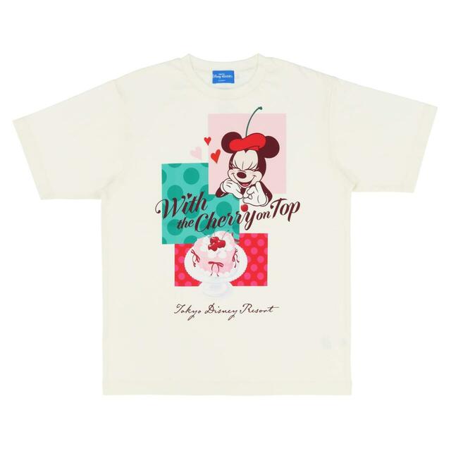 Tシャツ 2,900円｜東京ディズニーリゾート ミニー＆さくらんぼグッズ｜販売店舗：東京ディズニーランド「グランドエンポーリアム」、東京ディズニーシー「エンポーリオ」｜発売日：2026年2月5日（木）