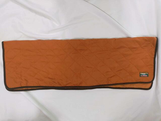 【コンパクトにする方法】①まず2つにおる