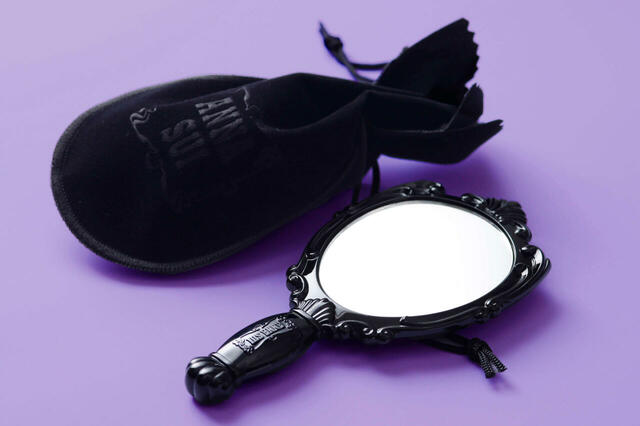 ハンドミラー（イメージ）【ファンタジー&ローズ アフタヌーンティー with ANNA SUI】