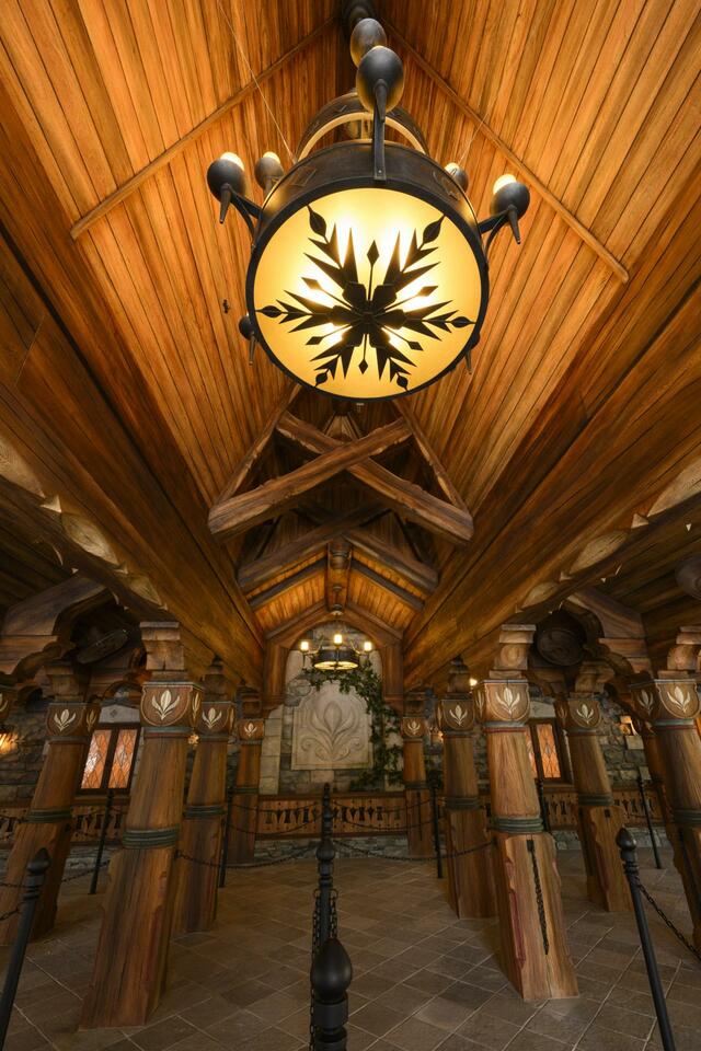 東京ディズニーシー「ファンタジースプリングス」内「アナとエルサのフローズンジャーニー」