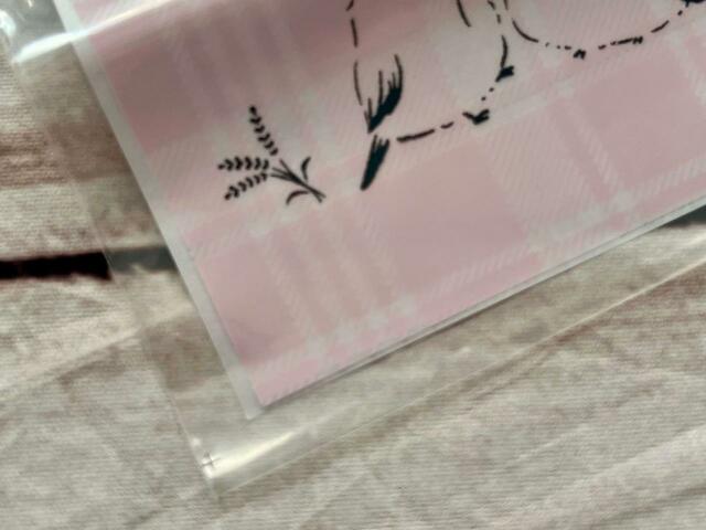 色はこちらのピンクとベージュの2色展開