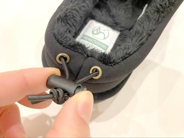 【FREAK'S STORE　スリッポンファーサンダル】フィット感を調節できるのも嬉しいポイント