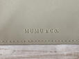 財布の内側には「MUMU&CO.」のブランドロゴの刻印入り