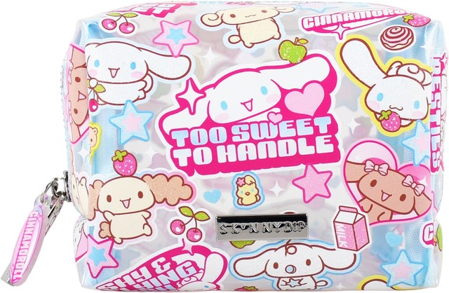 【SKINNYDIP LONDON×サンリオキャラクターズ】ポーチ：2,860円／ポップでキュートな「シナモロール」