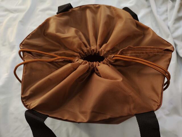 【MonoMax×L.L.Bean】巾着式なので、口を締めて使える