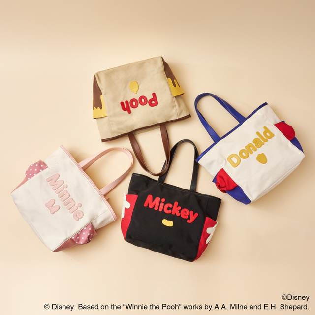 トートバッグ　各￥14,300【Disney Collection / d fashion × Samantha Thavasa】
