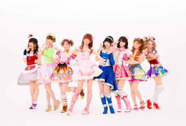 アイカツ!／星宮いちご等の歌唱を担当するSTAR☆ANIS (わか・ふうり・ゆな・りすこ・えり・れみ・るか・もな)、劇中では旧メンバー(すなお・もえ)の歌も使用されている