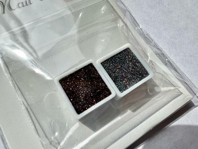 【セリア ネイル用水彩パレット ミニ ラメ入り】星空ネイルなどのアクセントにも