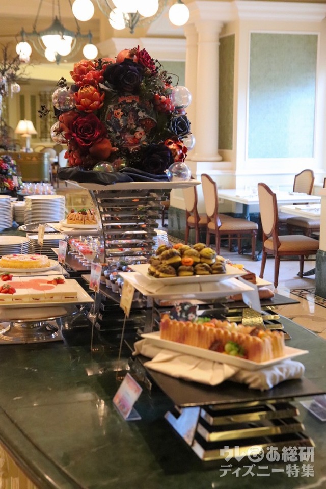 “ディズニー・ハロウィーン”ランチブッフェ／ディナーブッフェ｜シャーウッドガーデン・レストラン