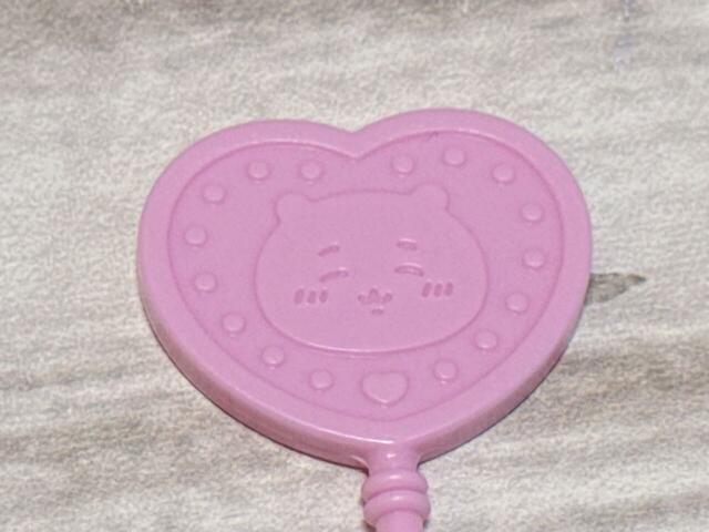 カギはキュートなピンク×ハート。ちいかわのお顔が刻印されていてかわいい〜♪