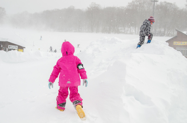 雪遊び・ソリ遊び専用エリア「たんばランド」｜たんばらスキーパーク