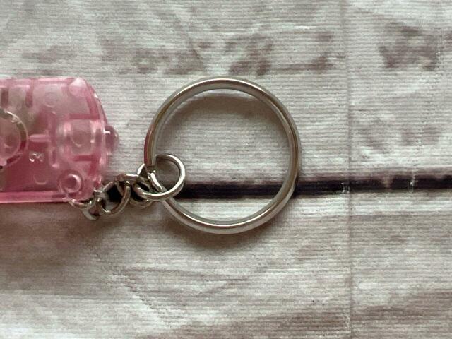 キーリング付きなので、持ち物につけてもGood！