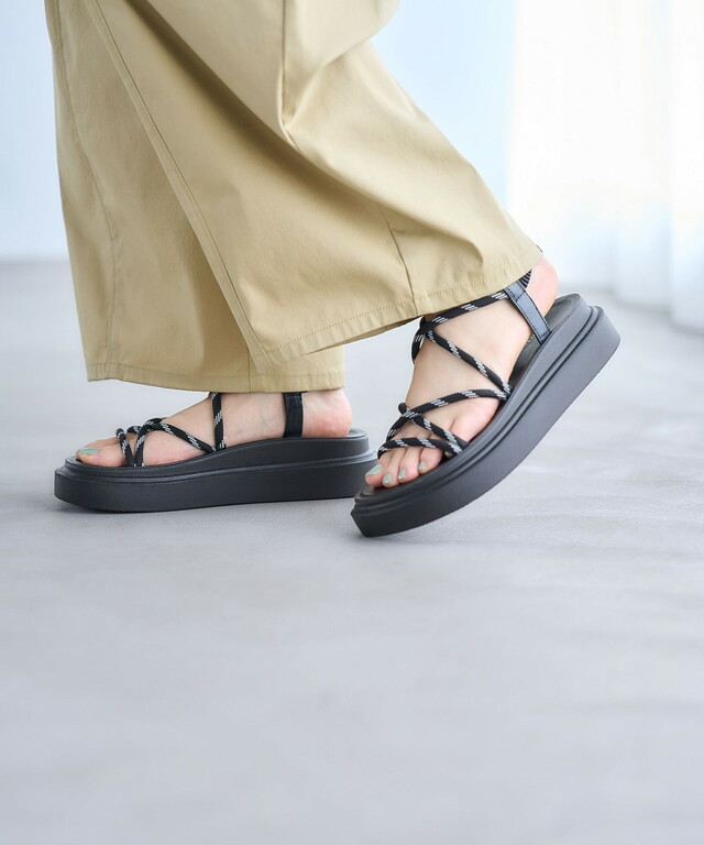 【スタディオクリップのサンダル売れ筋ランキング 5位】「軽らくコードサンダル」4,400円（税込）