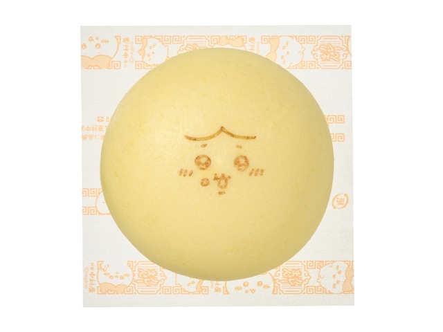 【セブン-イレブン×ちいかわ】「ハチワレのカレーまん」158円／販売エリア：全国、発売日：12月2日（火）～順次