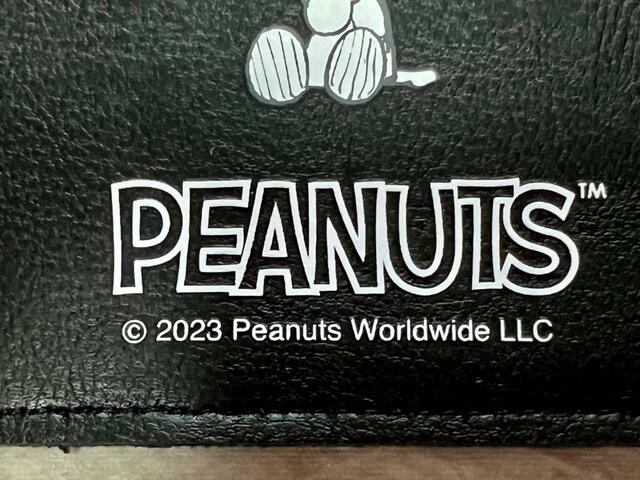 「PEANUTS」のロゴも！フォントがかわいいですね♪