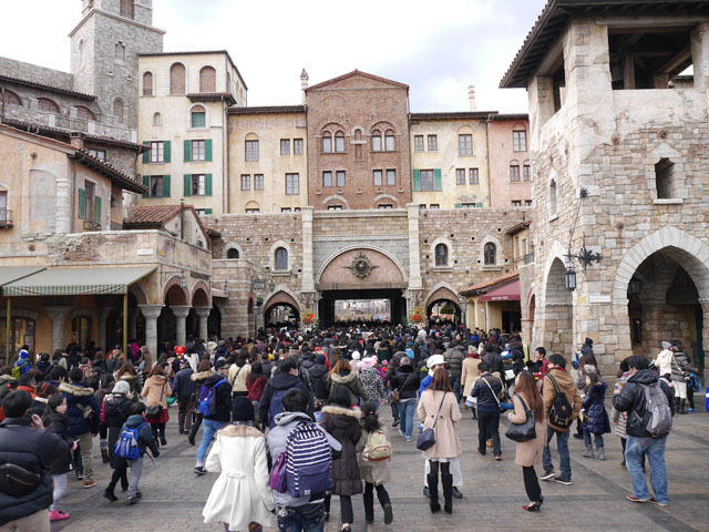 東京ディズニーリゾートのお正月2015（東京ディズニーシー）1 ©Disney