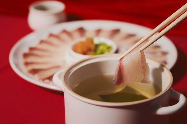 「鰤しゃぶ(ディナー限定)」<期間:2025年11月27日~2026年1月12日>【【京都】クリスマスを彩る「国産牛のローストビーフ」や「ローストチキン」も好きなだけ!ディナービュッフェで特別な夜を満喫♪】