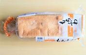 【神戸屋　もちふわ食パン　1020g（1本3斤）　399円】スーパーではお目にかかれない約1kgの食パン