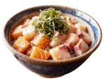 「サーモンとブリ」<価格:1,000円(税込)>【“刺身食べ放題”で話題の『漁港食堂 秦野店』がリニューアルオープン!海鮮丼・定食・海鮮だし茶漬けなど、さらにメニューが充実!】