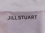 黒フォントでブランドロゴの「JILL STUART」