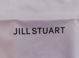 黒フォントでブランドロゴの「JILL STUART」