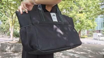 まさかの28L超え「アディダスの実力派BIGトート」正直レビュー！大きい 