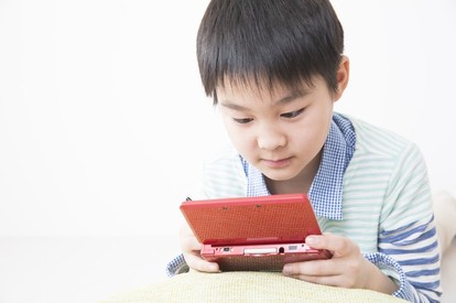 我慢させることも必要だけど お菓子やゲームを欲しがる子への Ok Ngライン 1 2 ハピママ