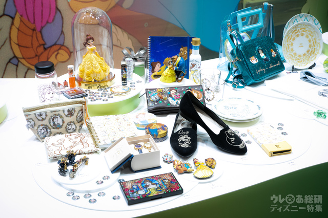 ベル グッズ展示