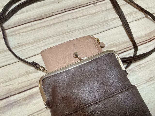 中央の収納スペースにはフラグメントケースも収納可能