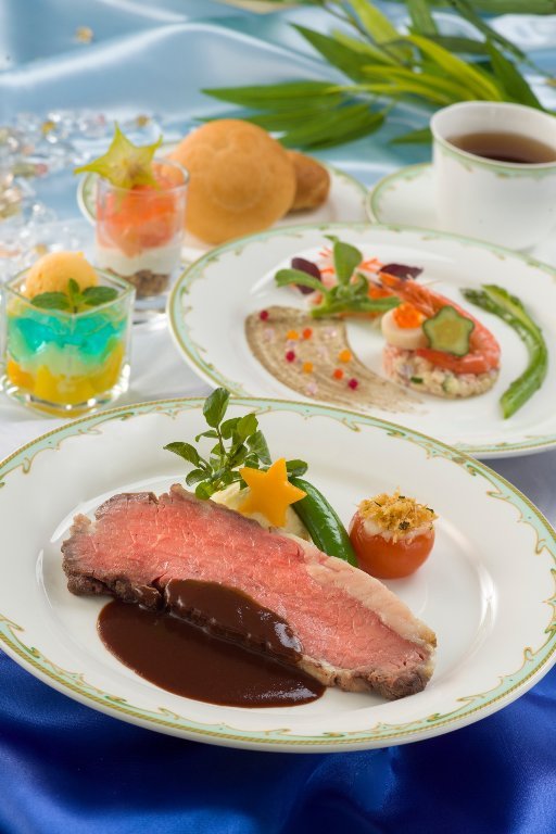 東京ディズニーシー　S.S.コロンビア・ダイニングルーム「スペシャルコース」（写真はランチコース）