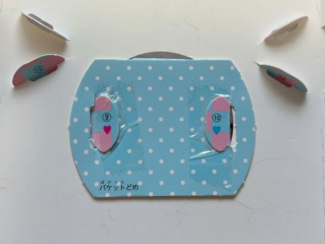 【最新付録 ちいかわガシャポン】バケットどめはセロテープで留めます