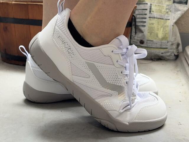 【ワークマン BMZアシトレウォーキング】足指を縦横自由に動かせて、足指を含めた足全体で地面を捉えて歩けます!足全体に重心を分散しやすいのが嬉しいポイント◎