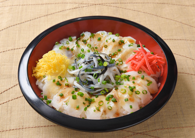 下関フグ刺しぶっかけ丼