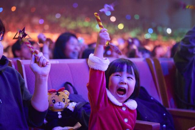 公演中のもよう【しまじろうと きらきらぼしの クリスマス】