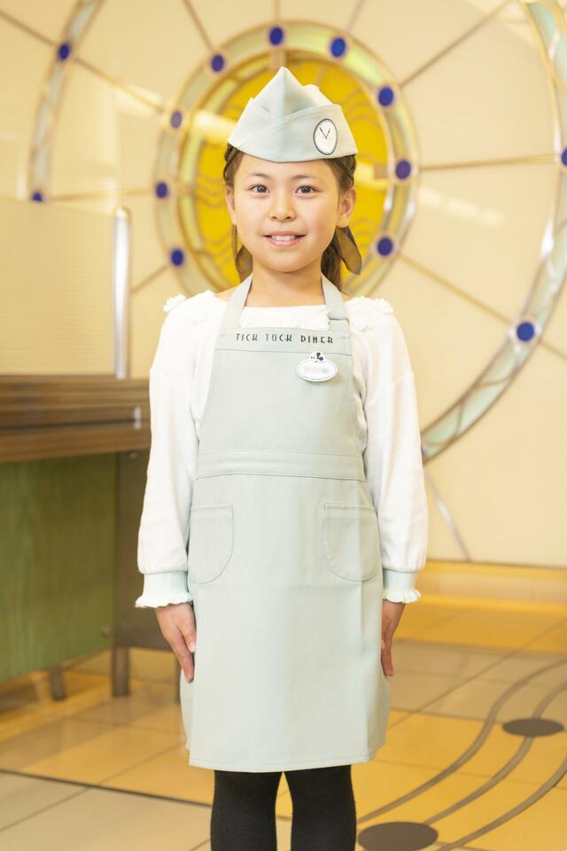 エプロン、キャップ着用イメージ｜ディズニーアンバサダーホテル「キッズプログラム“フードデコレーション・ファンタイム”」