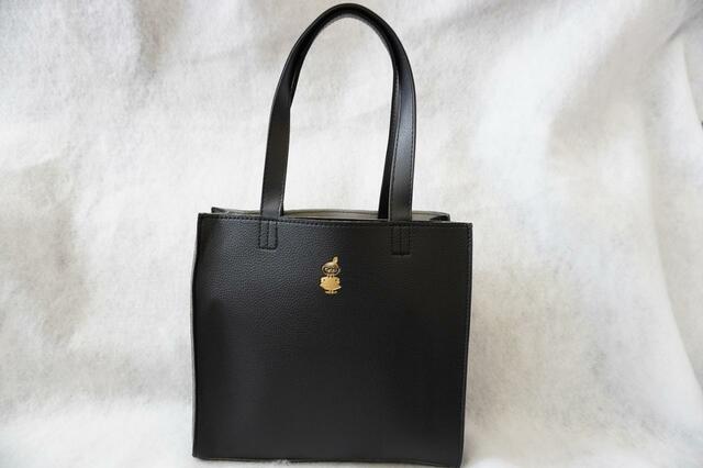 【MOOMIN ムーミン公式ファンブック2023スクエアトートバッグver.】表側