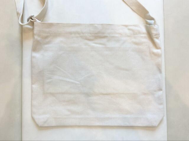 【THE NORTH FACE オーガニックコットンミュゼット】背面は無地でとてもシンプル！