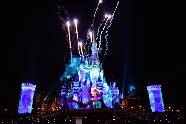 ３８：「アナと雪の女王」から「Let It Go」 ©Disney