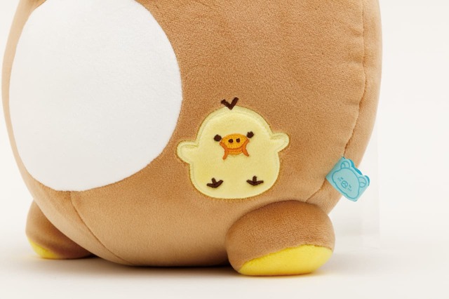 【リラックマ / みんなでまんぷくまくまく】まんぷくぷくぷくぬいぐるみ　リラックマ　キイロイトリの刺繍アップリケ入り
