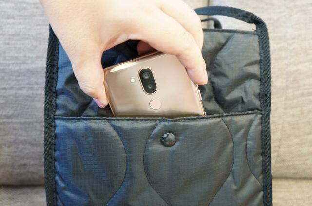 【UNIVERSAL OVERALL 2WAY キルティングバッグ BOOK】外ポケット