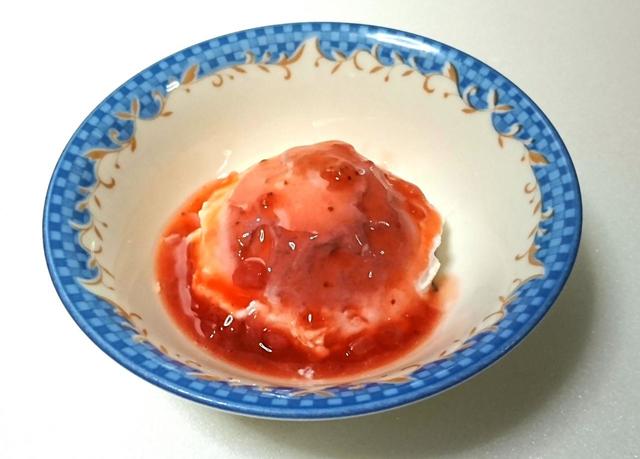 ダノンジャパン　オイコス ストロベリー　113g×12カップ　1048円