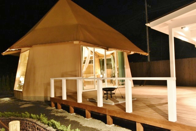 焚火台もついている