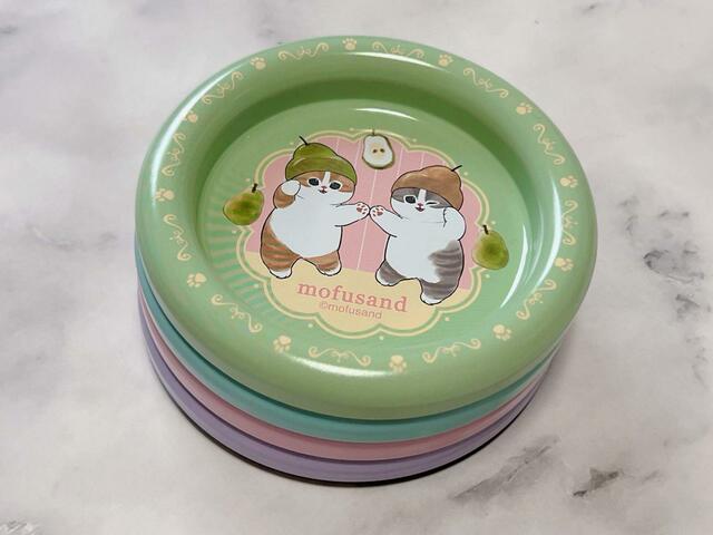 使わない時は重ねて収納できます♪