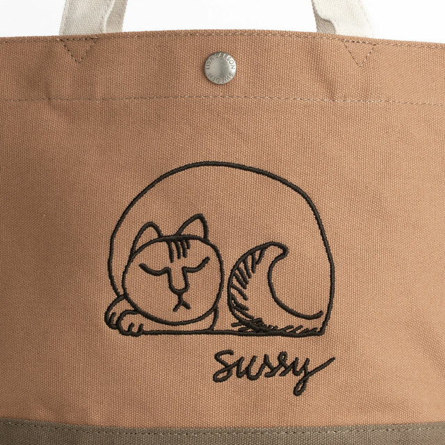 【リサ・ラーソン「スッシーの刺繍ミニトート」】スッシーは刺繍で描かれています♪