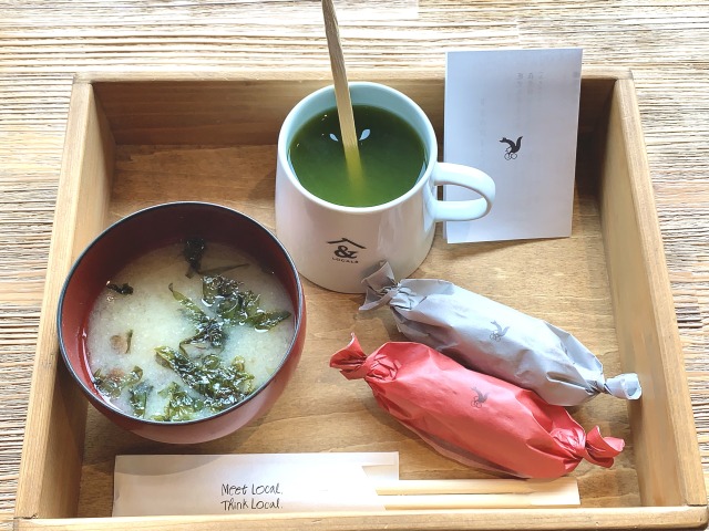 「旅するおいなりセット」（780円）